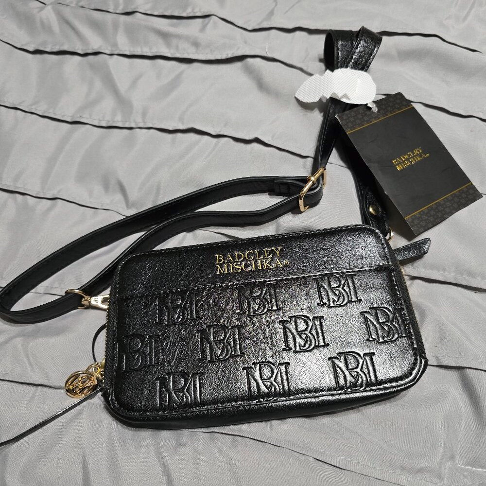 Badgley Mischka Madalyn Travel Belt Bag - Black